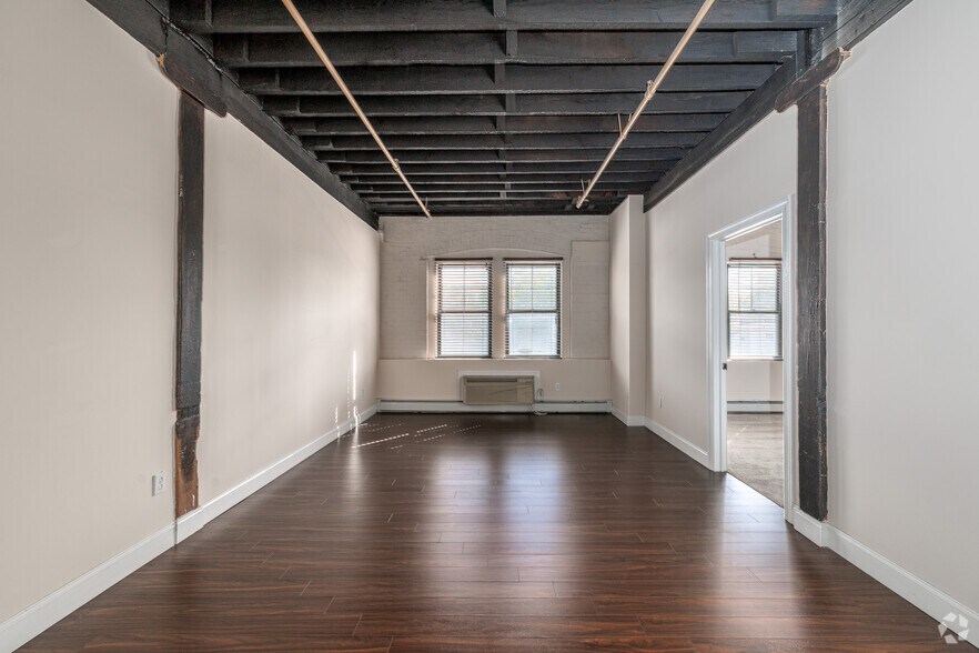 More Photos Of 617 Hiawatha Blvd E, Syracuse Apartments For Lease