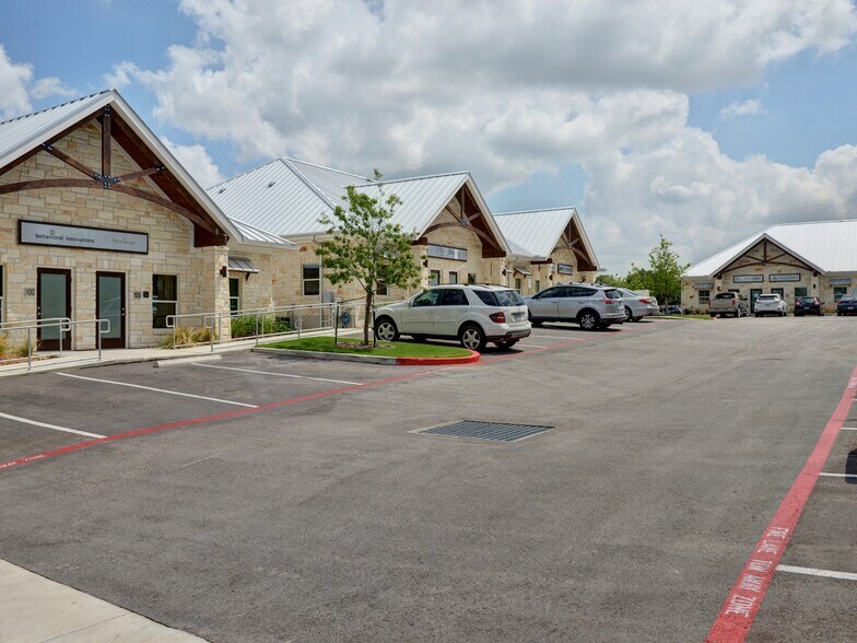 More Photos Of 1603 Medical Pky, Cedar Park Medical For Lease