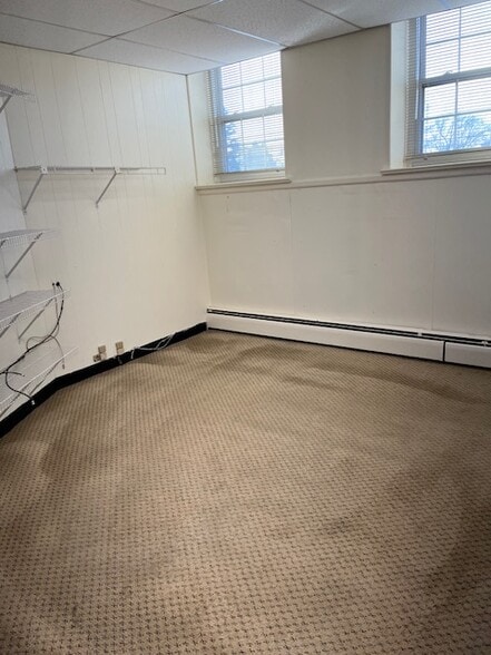 More Photos Of 1150 Old York Rd, Abington Township Office For Lease