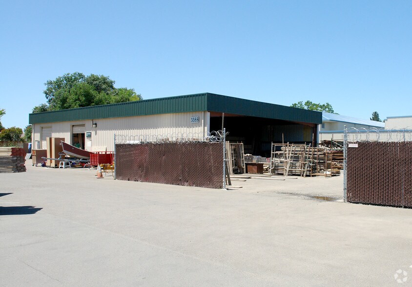 More Photos Of 3355 Industrial Dr, Santa Rosa Industrial For Lease