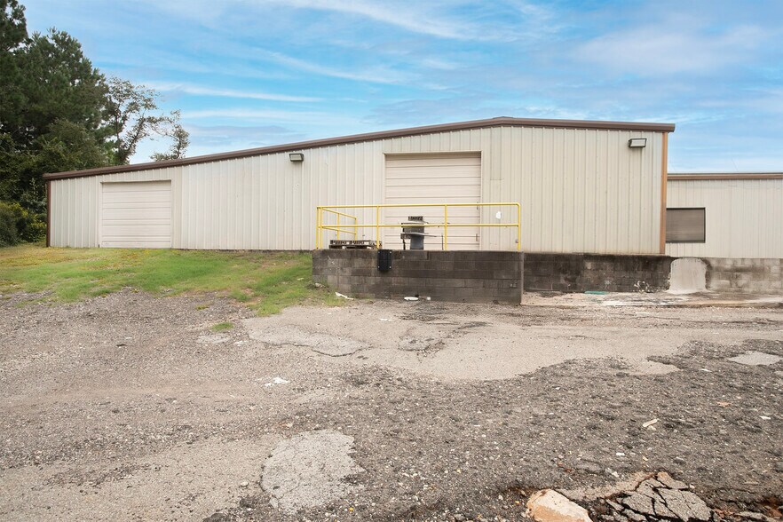 More Photos Of 13306 State Highway 110 S, Tyler Warehouse For Sale