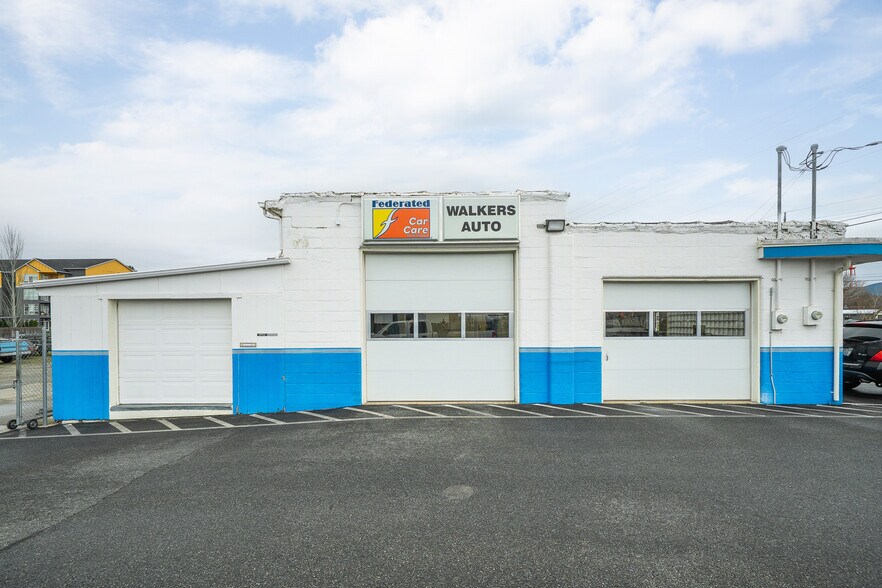 More Photos Of 19011 E Appleway Ave, Greenacres Auto Repair For Sale