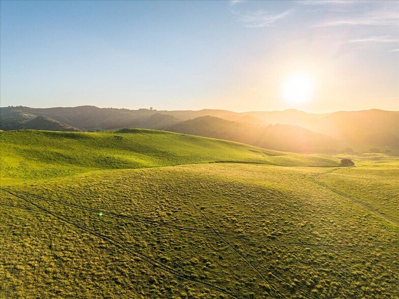 More Photos Of 9451 Batchelder Rd, Los Alamos Land For Sale