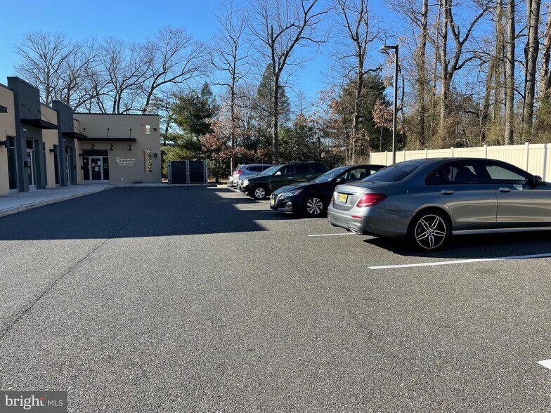 More Photos Of 571 Cross Keys Rd, Sicklerville Medical For Lease