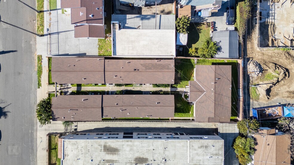 More Photos Of 871 E 49th St, Los Angeles Apartments For Sale