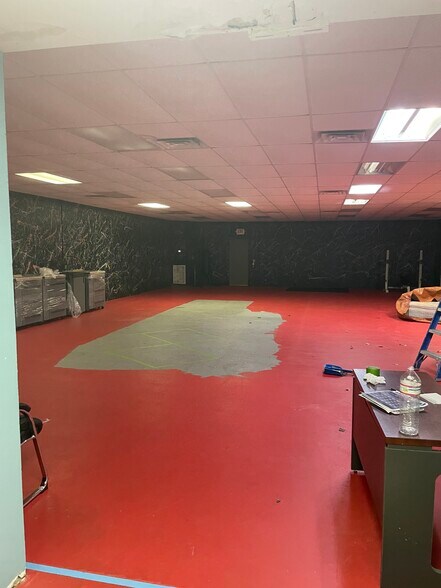 More Photos Of 1620 Kentucky Ave, Paducah Office For Lease