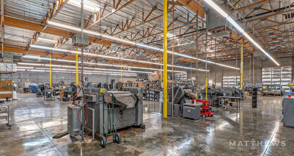 More Photos Of 2327 E Jones Ave, Phoenix Manufacturing For Sale