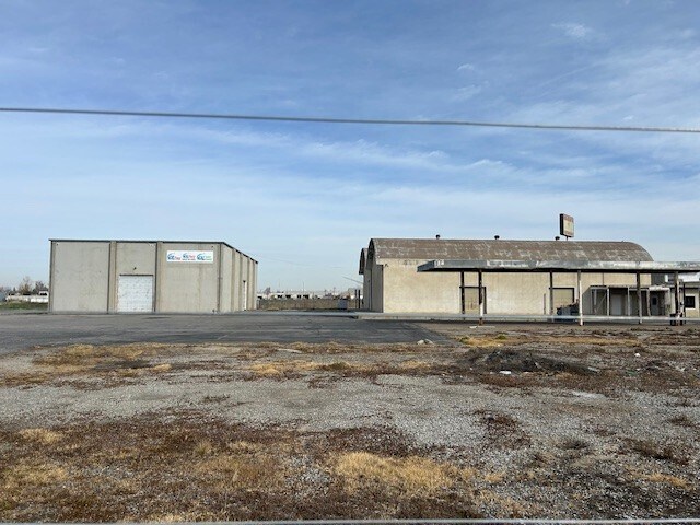 Primary Photo Of 241 S Union Ave, Bakersfield Warehouse For Sale