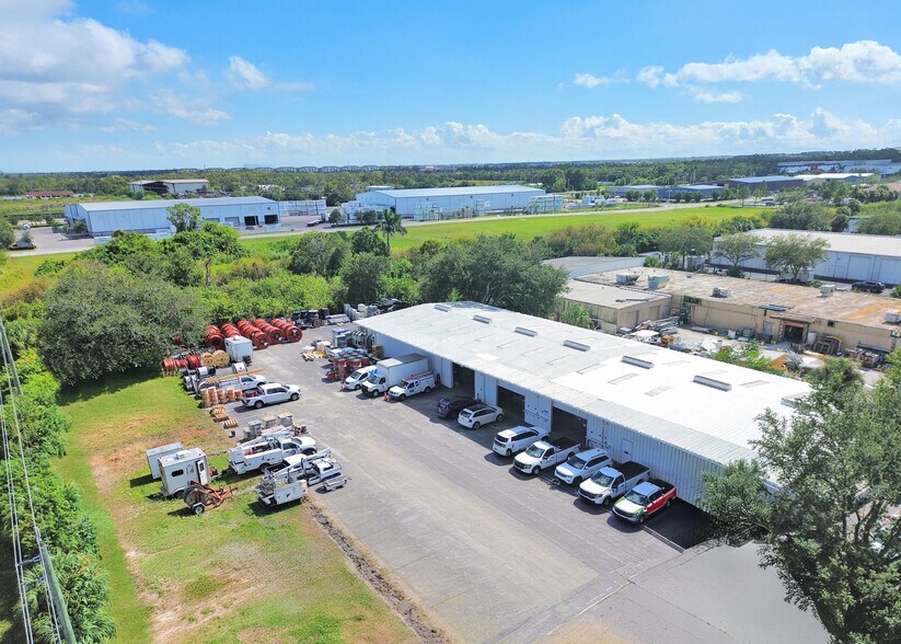 Primary Photo Of 3526 Work Dr, Fort Myers Warehouse For Lease