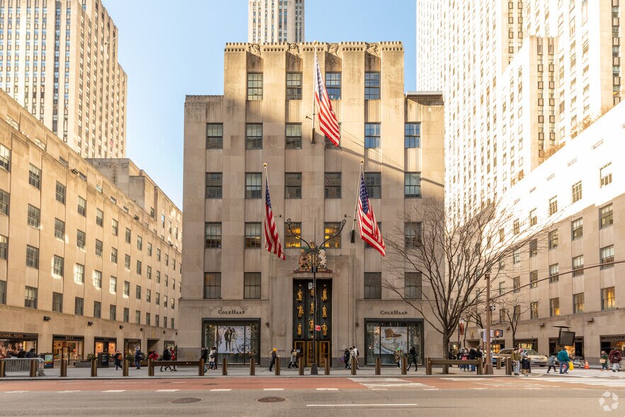 Primary Photo Of 620 Fifth Ave, New York Office For Lease