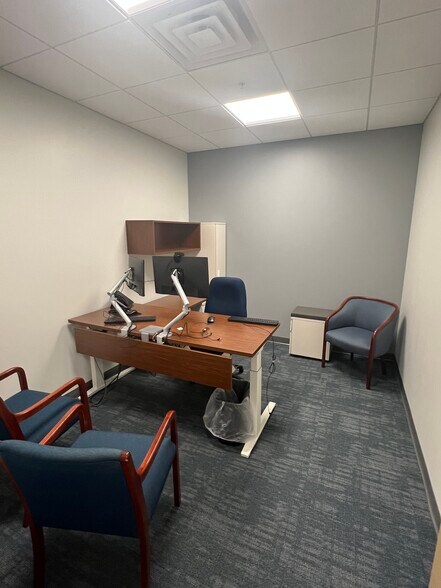 More Photos Of 3 Winners Cir, Albany Office For Lease