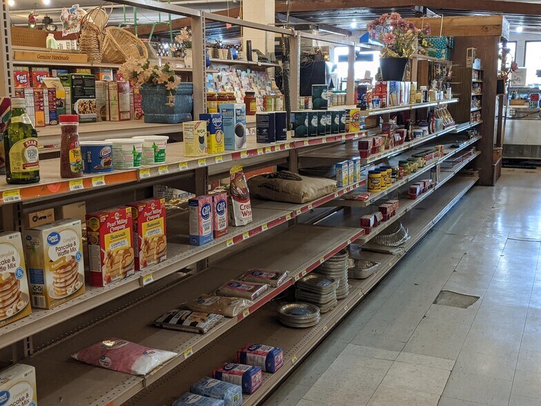 More Photos Of 501 1st Ave, Culver Storefront Retail Residential For Sale