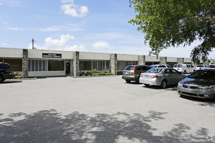 More Photos Of 1068-1090 6th Ave N, Naples Office For Sale