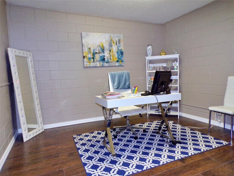 More Photos Of 6251 Wichita St, Fort Worth Religious Facility For Sale