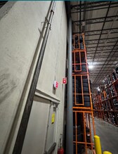 More Photos Of 3095 Corporate Dr, Dekalb Distribution For Lease