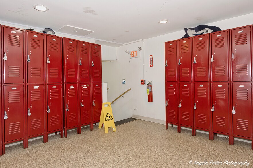 More Photos Of 947 Carney Ct, Antioch Industrial For Sale