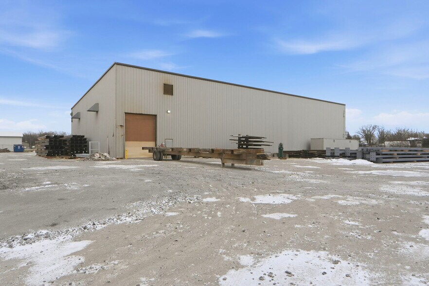 More Photos Of 206 Depot St, Butler Industrial For Sale