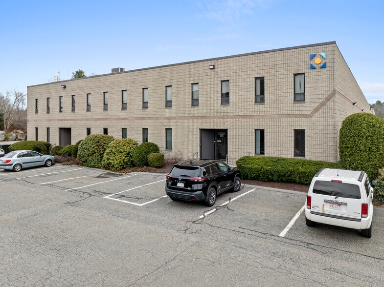 More Photos Of 960R Turnpike St, Canton Light Manufacturing For Lease