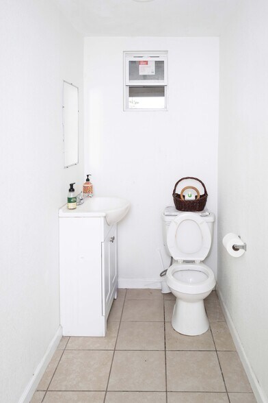 More Photos Of 5002 Martin Luther King Jr Blvd, Sacramento Religious Facility For Sale