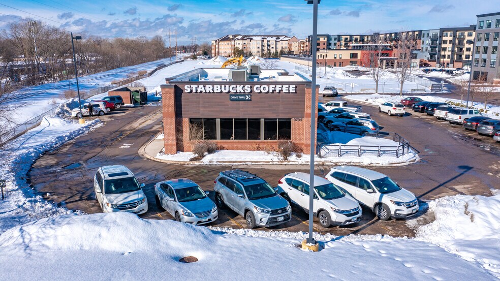 Primary Photo Of Starbucks, Saint Anthony Fast Food For Sale