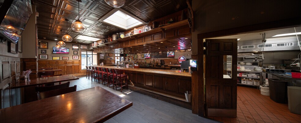 More Photos Of 4195 Washington St, Boston Bar For Sale