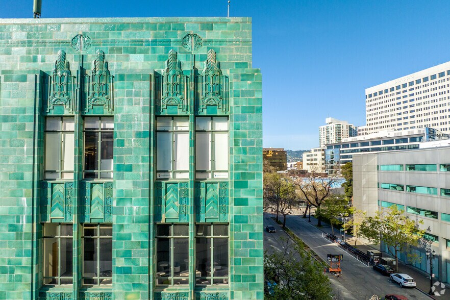 More Photos Of 2001-2015 Broadway, Oakland Office For Lease