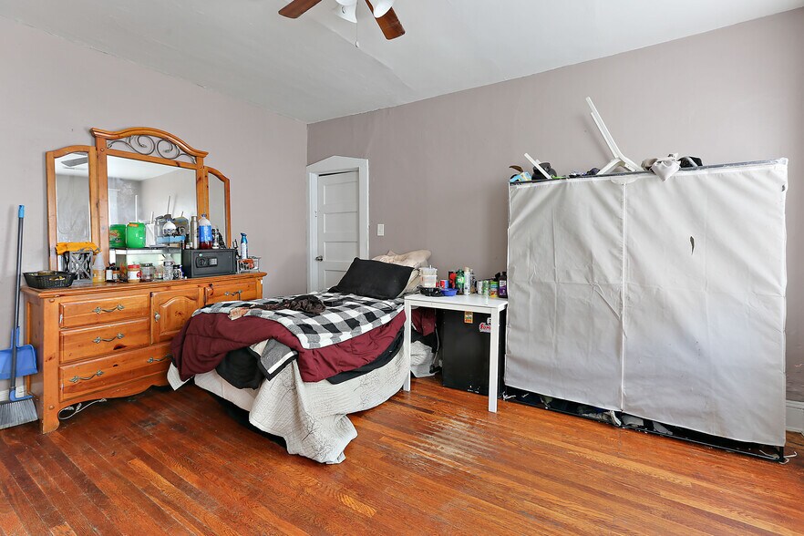 More Photos Of 2519 Liberty Heights Ave, Baltimore Apartments For Sale