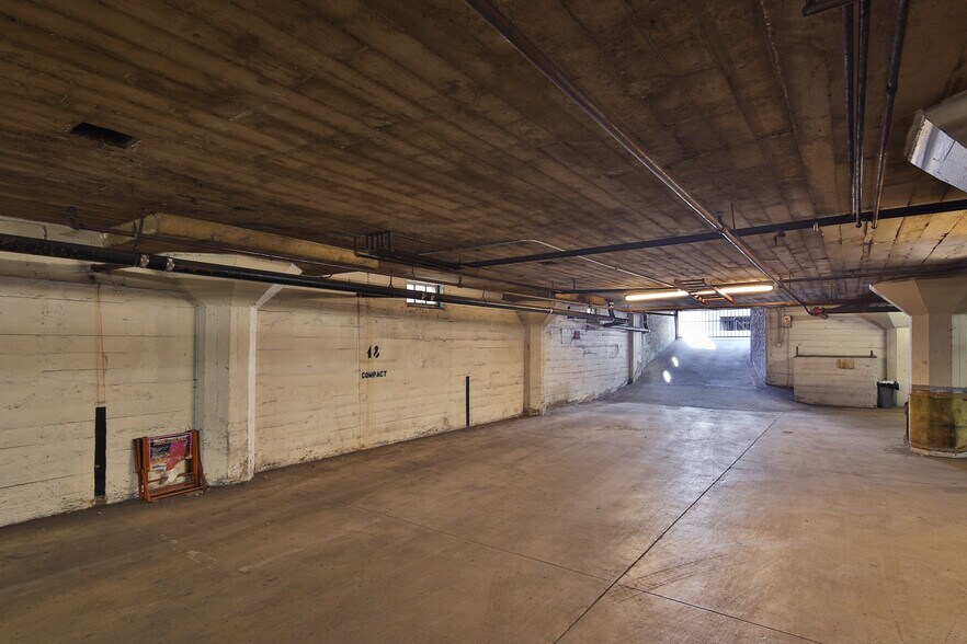 More Photos Of 1152 E 1st St, Long Beach Apartments For Sale