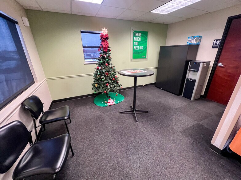 More Photos Of 2604 E 8th St, Odessa Freestanding For Sale