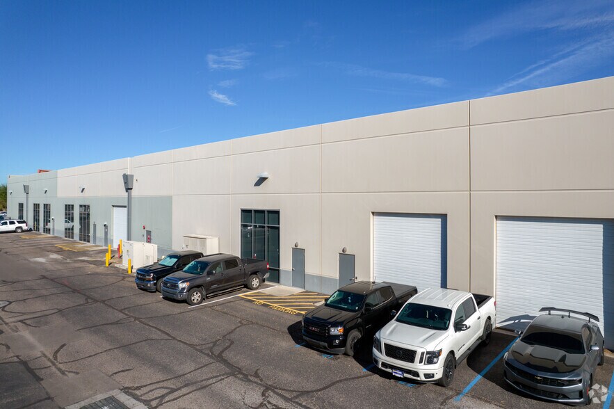 More Photos Of 500 N 54th St, Chandler Unknown For Lease