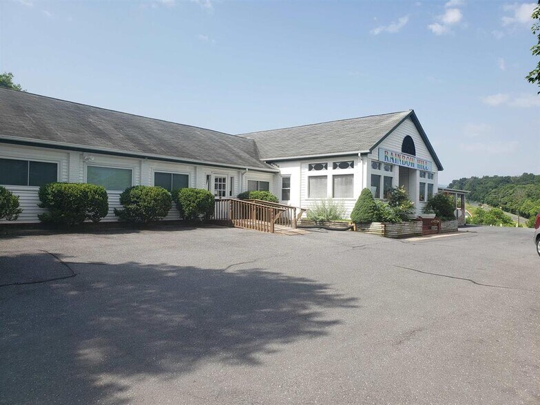 More Photos Of 2487 US Highway 211 W, Luray Storefront For Sale