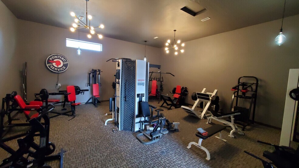 More Photos Of 4547 W Seltice Way, Coeur d'Alene Light Manufacturing For Lease