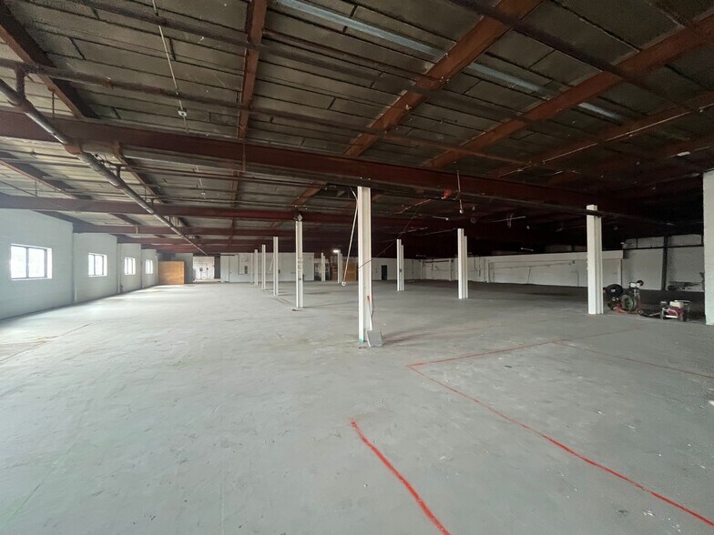 More Photos Of 2848 Chatham St, Philadelphia Warehouse For Lease