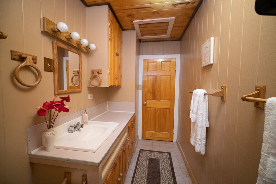 More Photos Of 19-4549 Amaumau Rd, Volcano Land For Sale