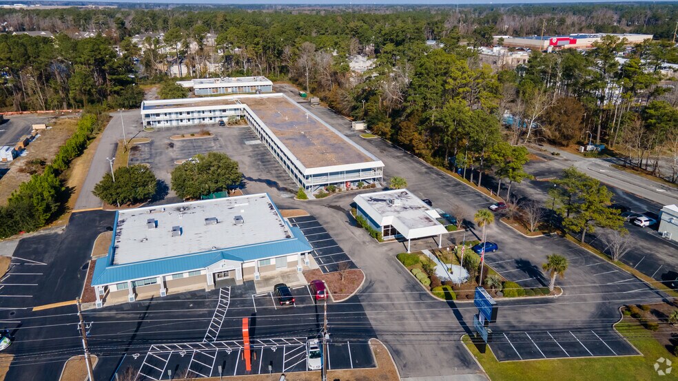 More Photos Of 5025 Market St, Wilmington Hotel For Sale