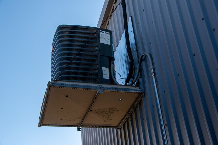 More Photos Of 3200 Pearl St, Boulder Warehouse For Sale