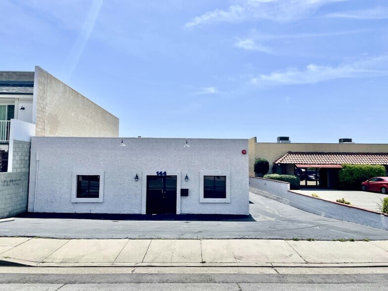 More Photos Of 144 E Santa Clara St, Arcadia Warehouse For Lease