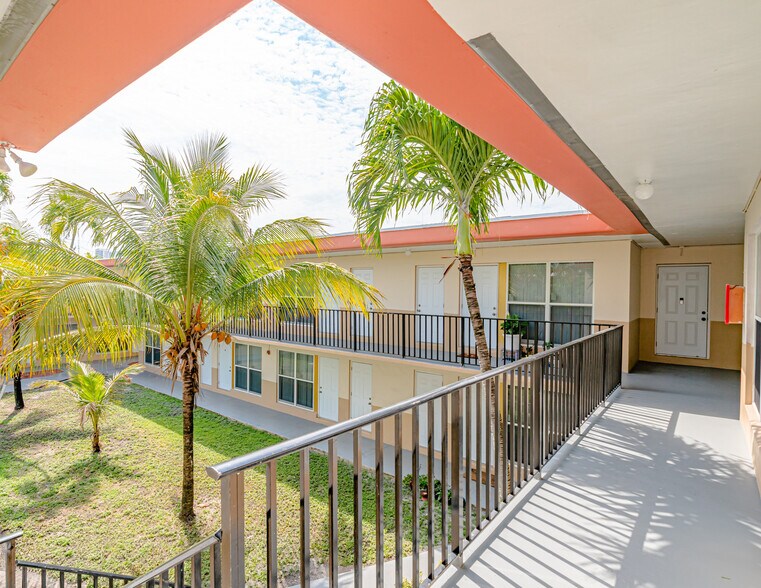 More Photos Of 1875 NE 169th St, North Miami Beach Apartments For Sale