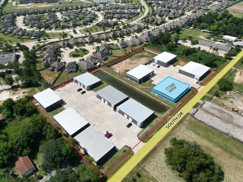 More Photos Of 17107 South Dr, Cypress Unknown For Lease