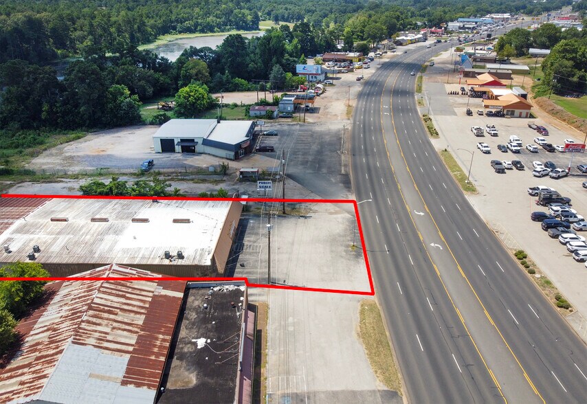 More Photos Of 414 US Highway 79 N, Henderson Industrial For Sale