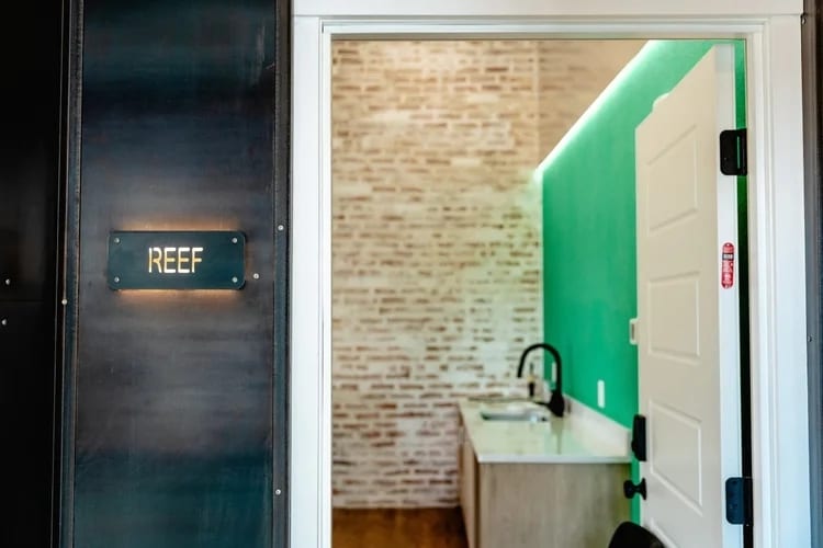 More Photos Of 111 N Lincoln Ave, Hastings Hotel For Sale