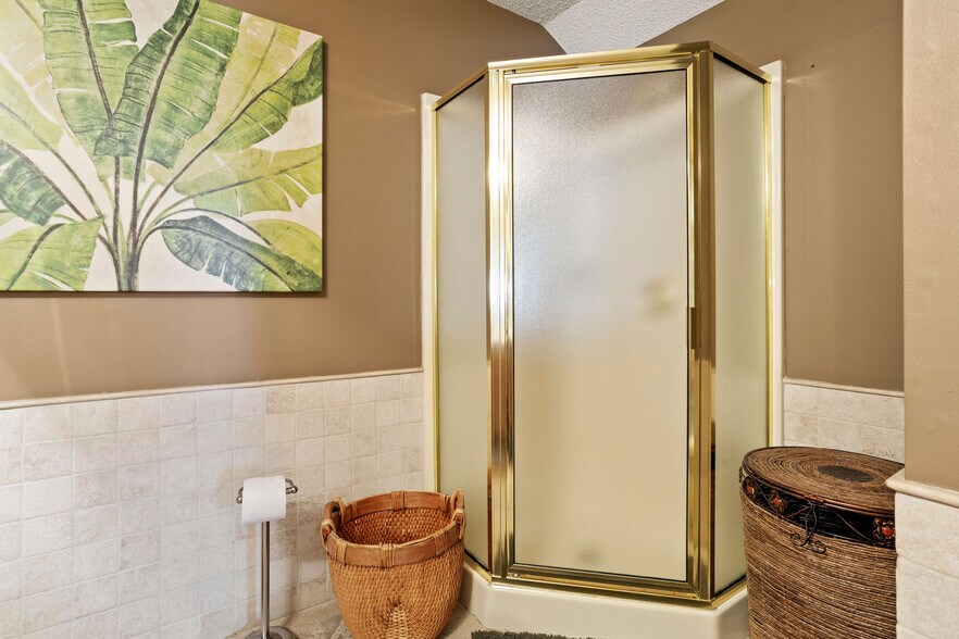 More Photos Of 1852 Chews Landing Rd, Blackwood Freestanding For Sale