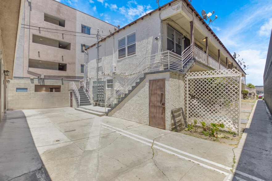 More Photos Of 6519 Crenshaw Blvd, Los Angeles Apartments For Sale