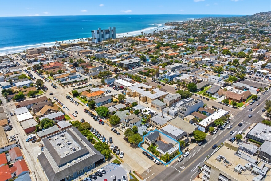 More Photos Of 4652 Cass St, San Diego Office Residential For Sale