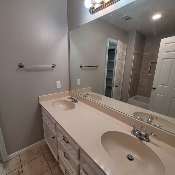 More Photos Of 100 Westpark Dr, Conroe Apartments For Sale