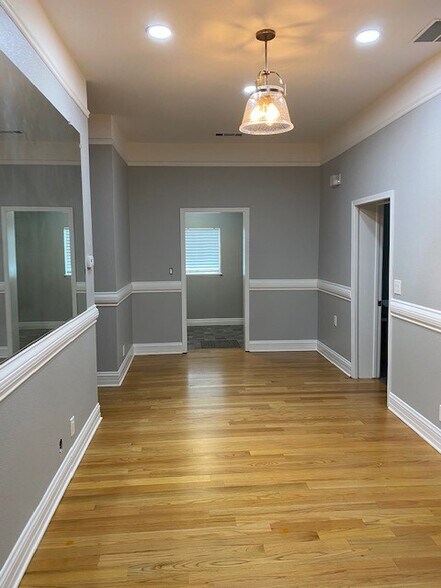 More Photos Of 120 Pickard Pl, Reno Office For Lease