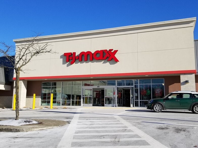 More Photos Of 2600 South Rd, Poughkeepsie Unknown For Sale