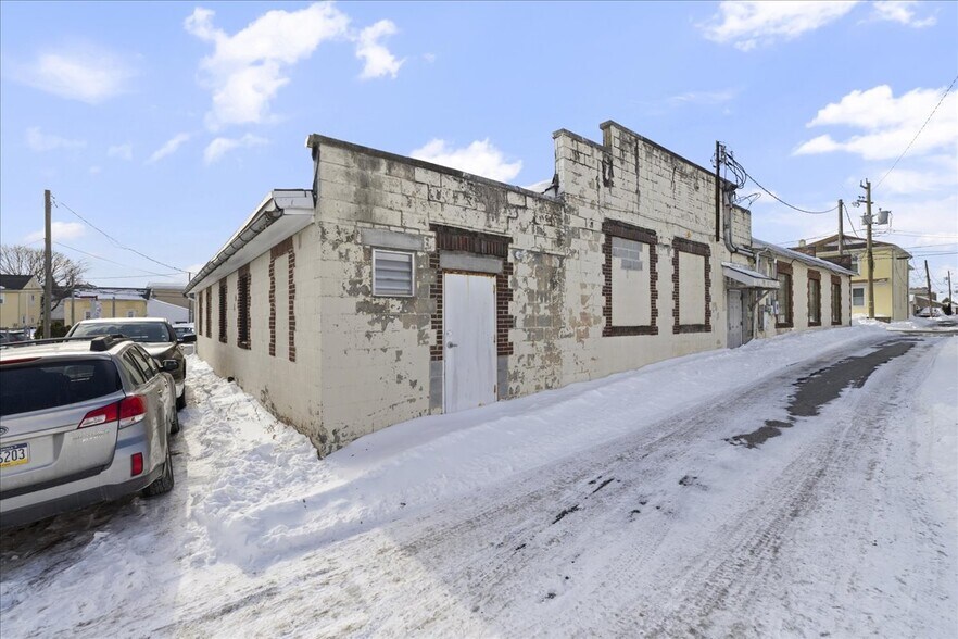 More Photos Of 331-335 Grape St, Whitehall Freestanding For Sale