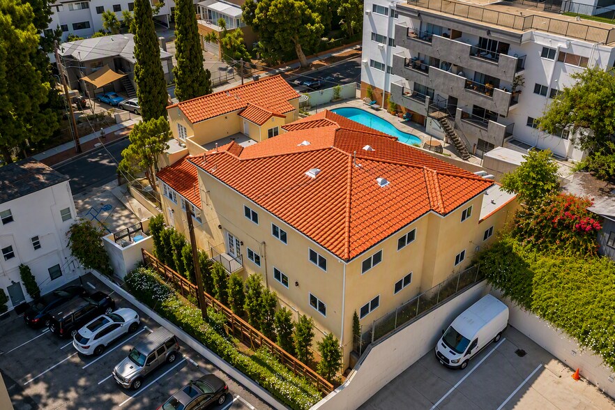 More Photos Of 1112 N Sherbourne Dr, West Hollywood Loft Creative Space For Lease