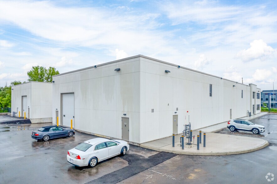More Photos Of 12535 Coleraine Dr, Bolton Manufacturing For Sale
